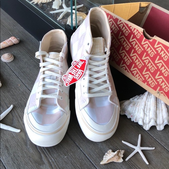 🌴🌼VANS- BIG CHECKERED HIGH TOPS🌼🌴 - Picture 4 of 10